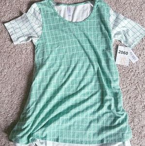 Lularoe perfect tee